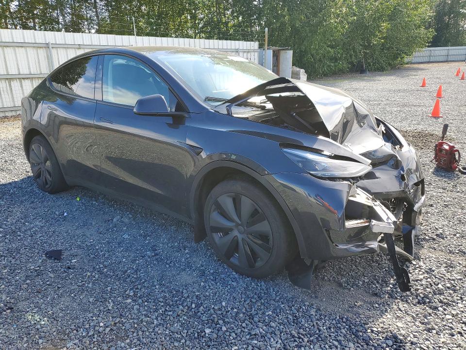 2024 Tesla Model y VIN 7SAYGDED2RF053608 COPART salvage auction — FRONT END, WA - BILL OF SALE, sold $8,900 on 2026-07-27 (photo 4)