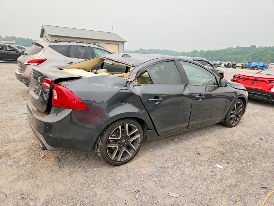 2017 Volvo S60 VIN YV126MFL0H2438947 COPART salvage auction — ROOF, Pa - Certificate Of Salvage, sold $125 on 2026-07-30 (photo 3)