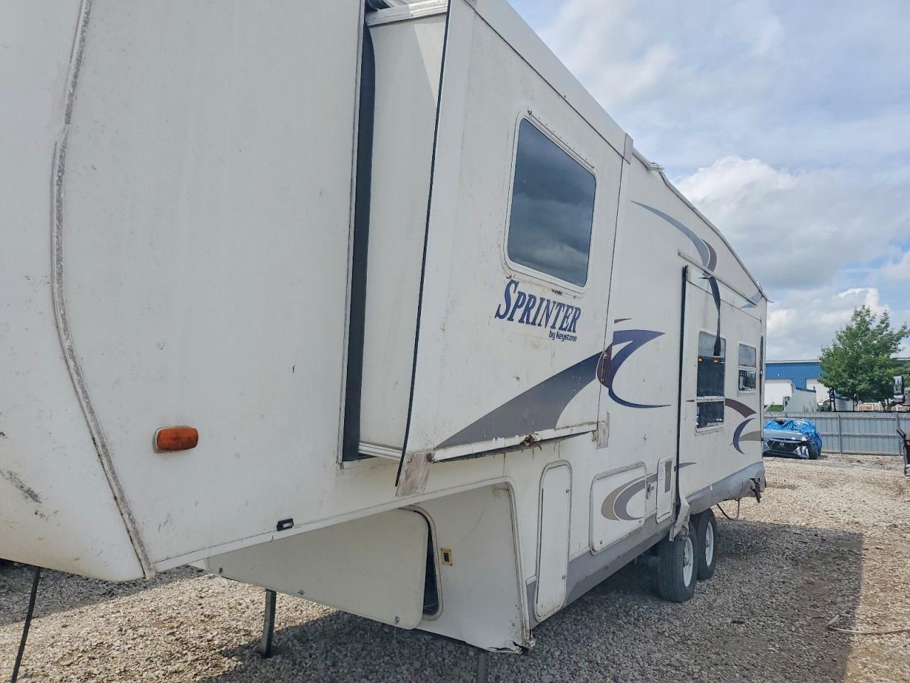 2004 Sprinter Sprinter VIN 4YDF292234A211598 COPART salvage auction — Rollover, IA - CERTIFICATE OF TITLE, sold $80 on 2026-09-18 (photo 9)