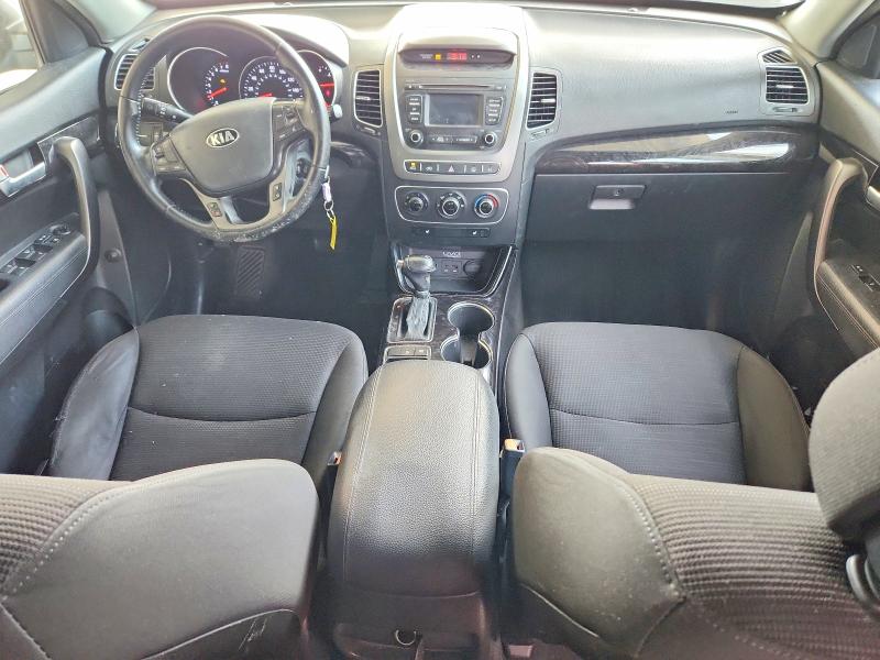 2015 Kia Sorento VIN 5XYKT4A68FG625792 COPART salvage auction — SIDE, Fl - Cert Of Title Slvg Rebuildable, sold $750 on 2026-07-15 (photo 8)
