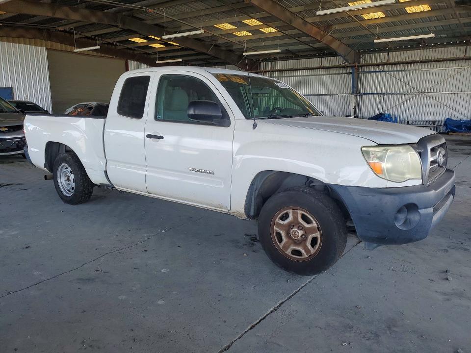 2010 Toyota Tacoma VIN 5TETX4CN3AZ679559 COPART salvage auction — REAR END, CA - DIS/DLR/EXP ONLY CLEAN TITLE, sold $3,050 on 2026-07-30 (photo 4)