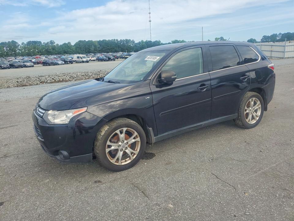2014 Mitsubishi Outlander VIN JA4JZ4AXXEZ001800 COPART salvage auction — MINOR DENT/SCRATCHES, Nc - Dealer Only Clean Title, sold $2,350 on 2026-07-23 (photo 1)