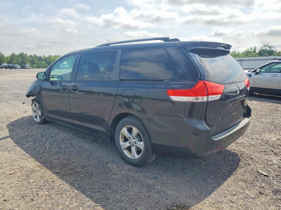 2014 Toyota Sienna VIN 5TDKK3DC4ES472764 COPART salvage auction — FRONT END, Va - Cert Of Title - Salvage, sold $2,600 on 2026-07-22 (photo 2)