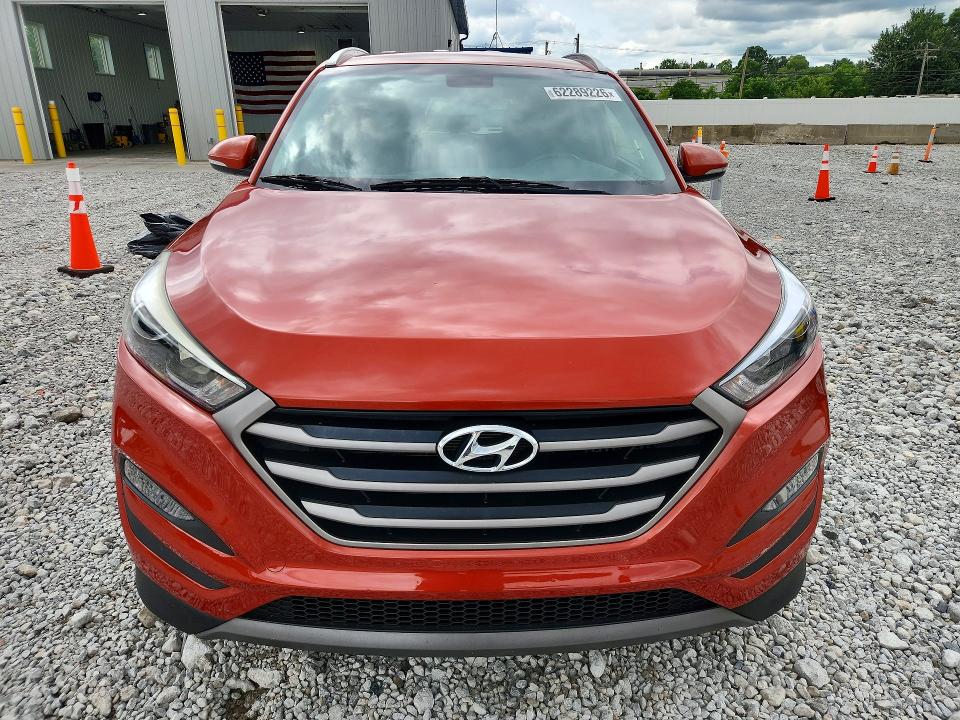 2016 Hyundai Tucson VIN KM8J3CA24GU069222 COPART salvage auction — MINOR DENT/SCRATCHES, Oh - Certificate Of Title, sold $475 on 2026-07-28 (photo 5)