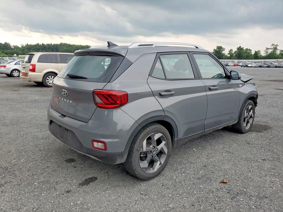 2022 Hyundai Venue VIN KMHRC8A36NU209390 COPART salvage auction — FRONT END, PA - CERTIFICATE OF SALVAGE, sold $2,750 on 2026-07-28 (photo 3)