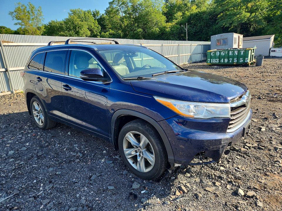 2016 Toyota Highlander VIN 5TDDKRFH4GS234002 COPART salvage auction — FRONT END, Pa - Certificate Of Salvage, sold $5,700 on 2026-07-23 (photo 4)