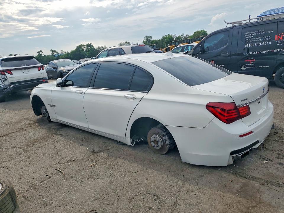 2013 BMW 7er VIN WBAYF8C5XDD139930 COPART salvage auction — FRONT END, Pa - Certificate Of Salvage, sold $775 on 2026-07-31 (photo 2)