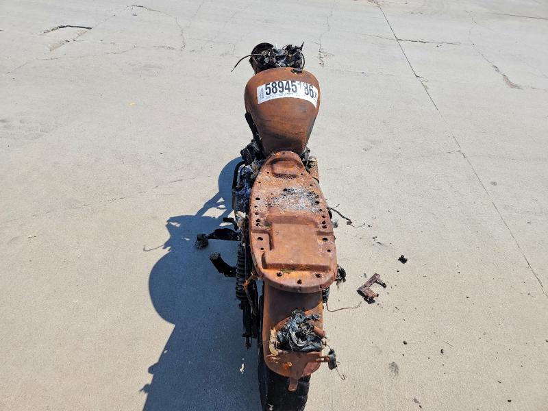2016 Triumph motorcycle Scrambler VIN SMT925RN0GT730093 COPART salvage auction — BURN, TX - NONREPAIRABLE TITLE, sold $25 on 2026-09-03 (photo 6)