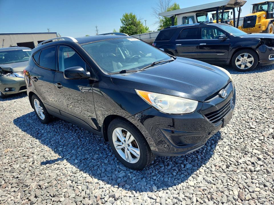 2010 Hyundai Tucson VIN KM8JUCAC4AU111076 COPART salvage auction — SIDE, Wi - Certificate Of Title, sold $950 on 2026-07-20 (photo 4)