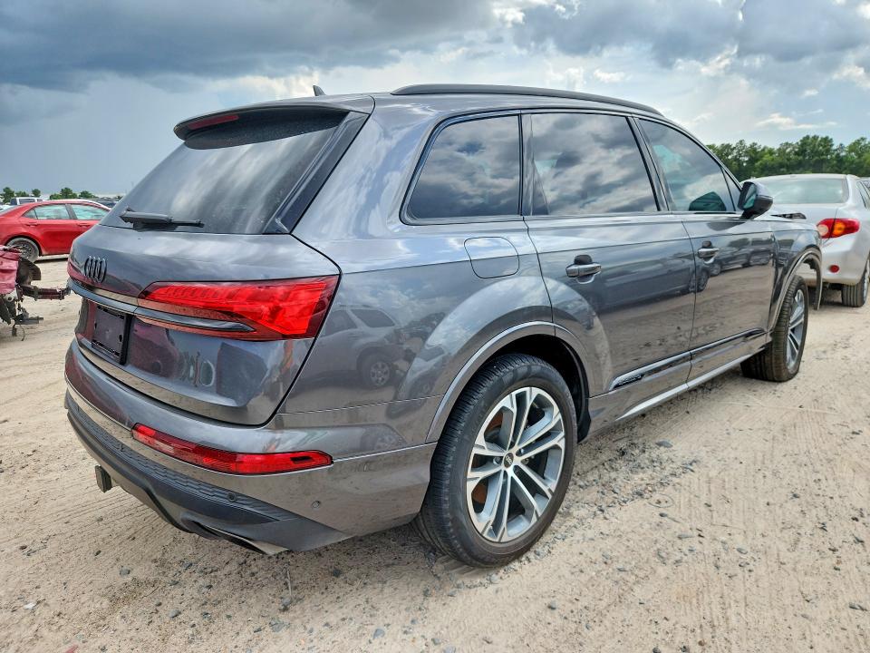 2025 Audi Q7 VIN WA1LCBF72SD003203 COPART salvage auction — FRONT END, TX - CERTIFICATE OF TITLE, sold $15,900 on 2026-07-28 (photo 3)