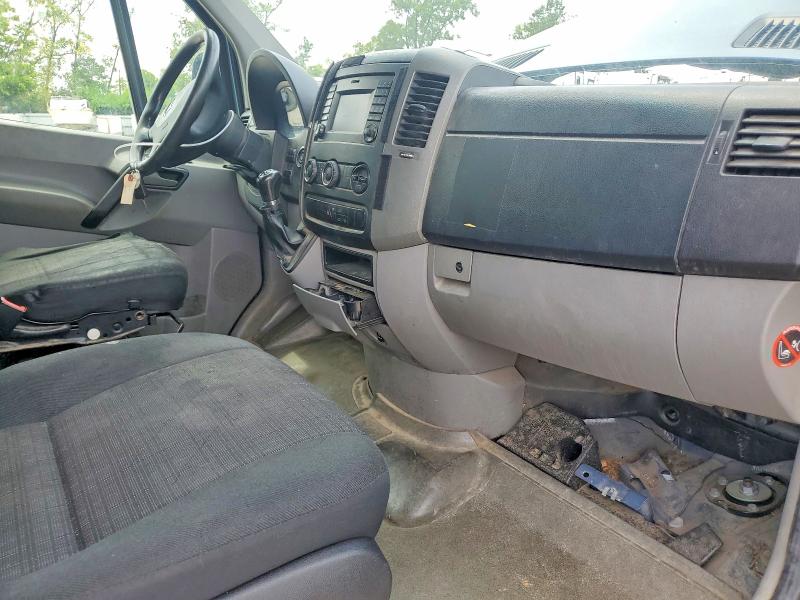 2018 Mercedes-benz Sprinter VIN WD3PE7CD1JP647842 COPART salvage auction — FRONT END, Ky - Certificate Of Title (P), sold $6,700 on 2026-07-28 (photo 8)