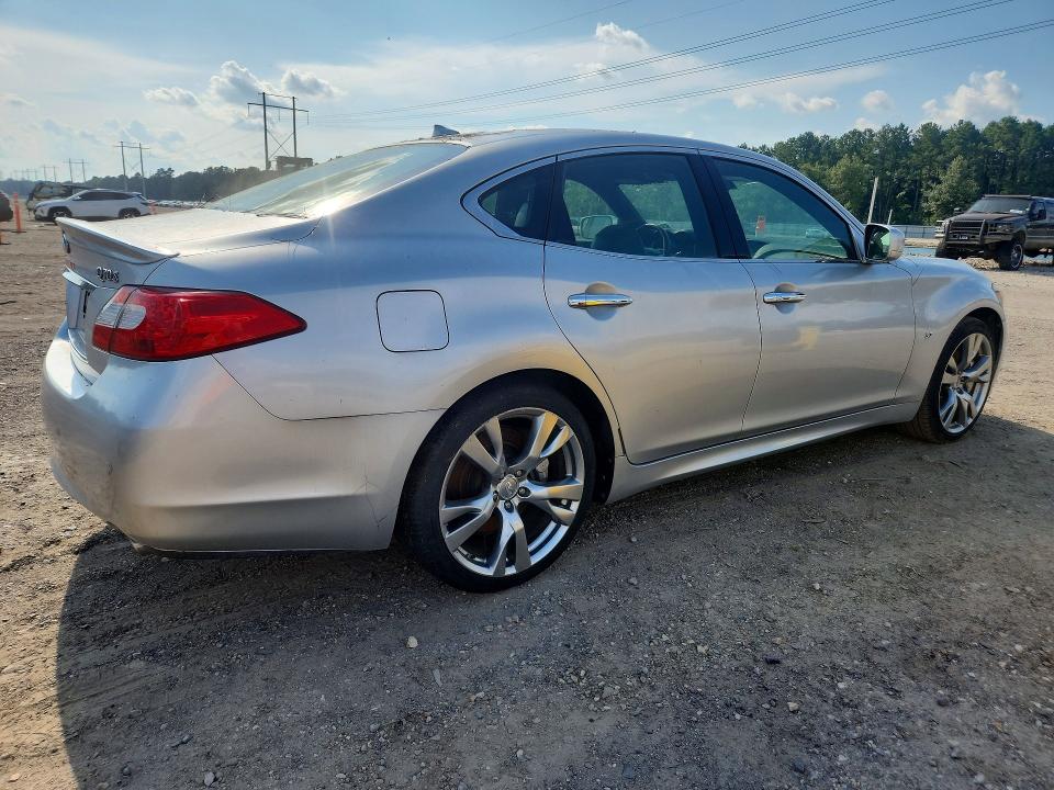 2014 Infiniti Q70 VIN JN1BY1AP4EM260553 COPART salvage auction — MINOR DENT/SCRATCHES, La - Certificate Of Title, sold $2,050 on 2026-07-31 (photo 3)