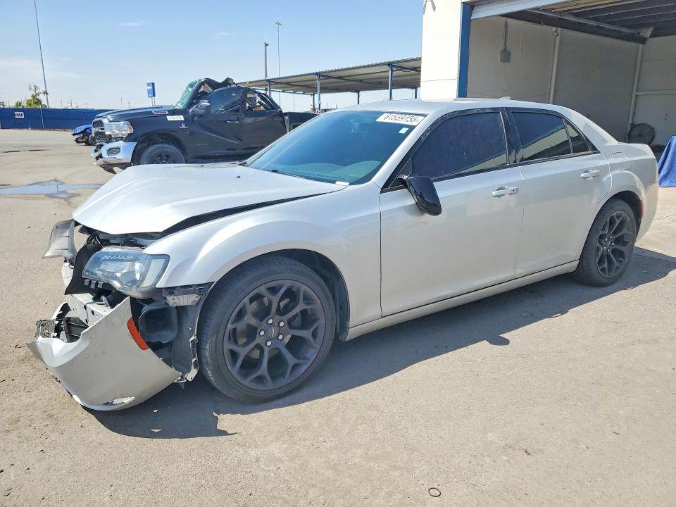 2020 Chrysler 300 VIN 2C3CCAAG3LH137606 COPART salvage auction — FRONT END, Salvage Title, sold $3,450 on 2026-08-28 (photo 1)