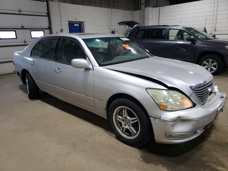 2004 Lexus Ls 430 VIN JTHBN36F840141099 COPART salvage auction — FRONT END, MN - CERTIFICATE OF TITLE, sold $200 on 2026-07-28 (photo 4)