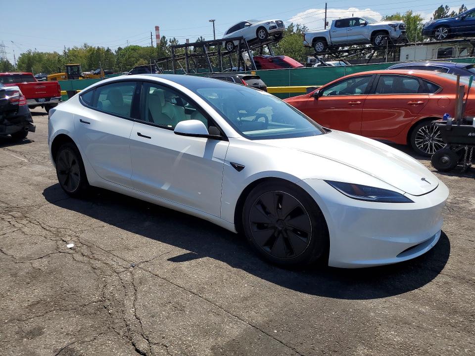 2025 Tesla Model 3 VIN 5YJ3E1EB2SF953098 COPART salvage auction — FRONT END, Co - Salvage Title, sold $14,600 on 2026-09-01 (photo 4)