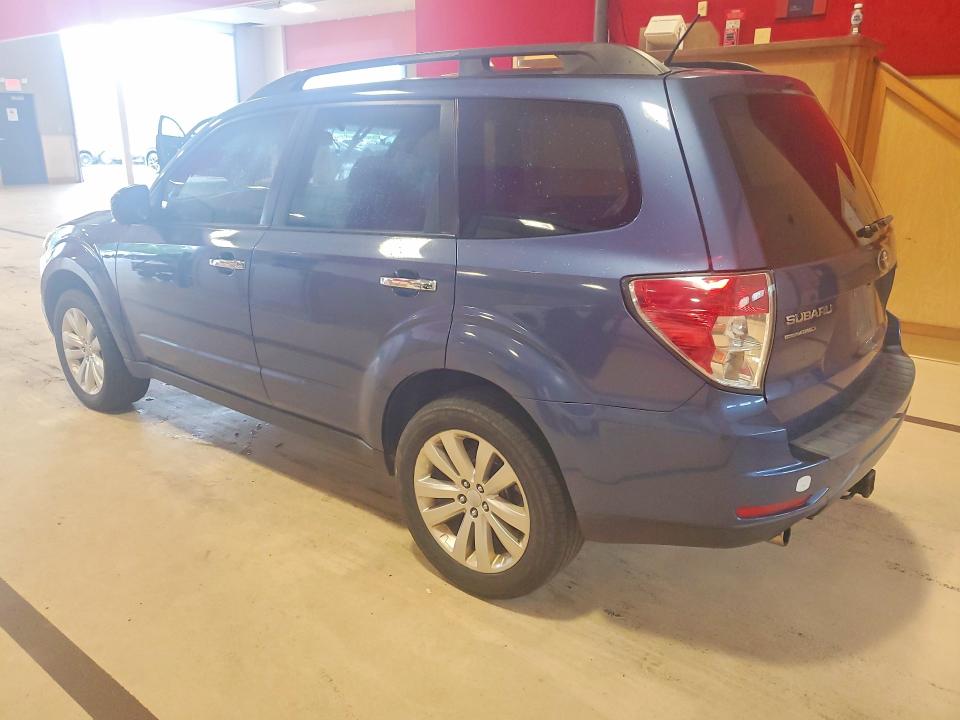 2012 Subaru Forester VIN JF2SHADCXCH401977 COPART salvage auction — STRIPPED, Ct - Cert Of Title-Salvage, sold $425 on 2026-07-09 (photo 2)