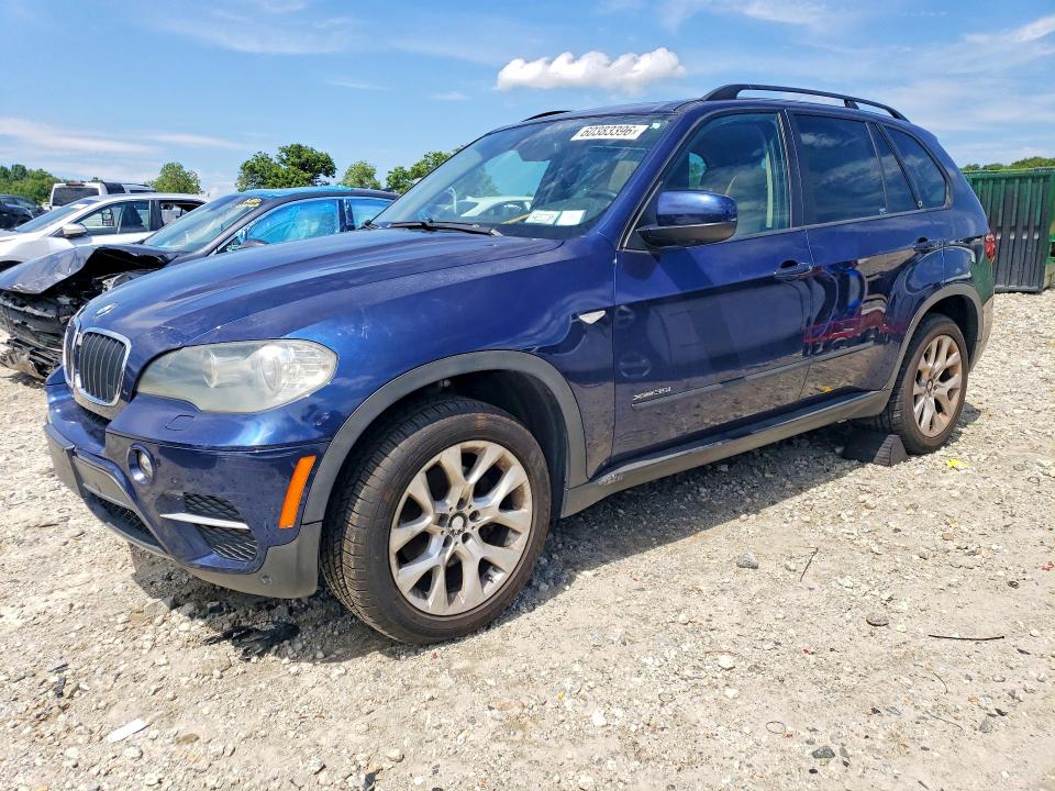 2011 BMW X5 VIN 5UXZV4C52BL408216 COPART salvage auction — UNDERCARRIAGE, NY - CERT OF TITLE-REBUILT, sold $375 on 2026-07-22 (photo 1)