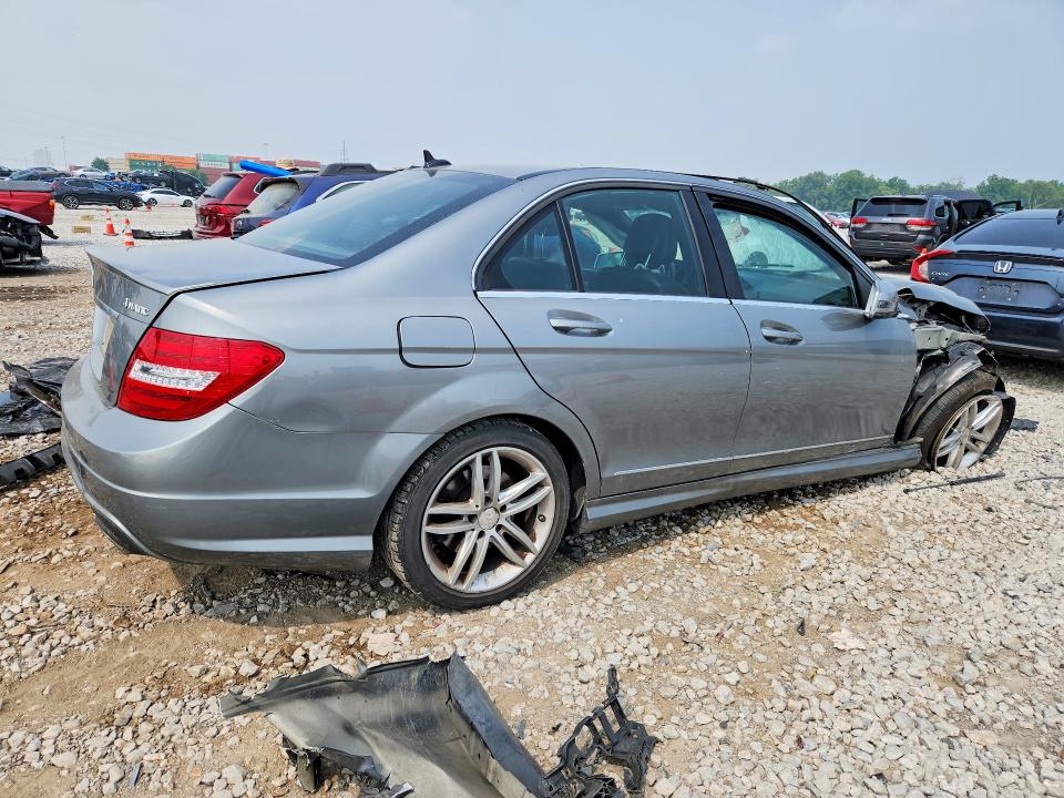 2014 Mercedes-benz C class VIN WDDGF8ABXER305624 COPART salvage auction — FRONT END, OH - CERT OF TITLE-SALVAGE, sold $150 on 2026-07-28 (photo 3)