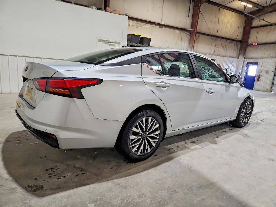 2026 Nissan Altima VIN 1N4BL4DV5TN319260 COPART salvage auction — FRONT END, TX - CERTIFICATE OF TITLE, sold $11,300 on 2026-07-27 (photo 3)