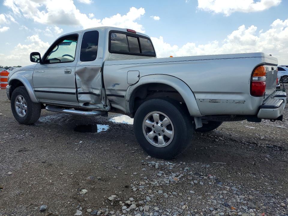 2002 Toyota Tacoma VIN 5TESN92N42Z005292 COPART salvage auction — SIDE, TX - SALVAGE VEHICLE TITLE, sold $275 on 2026-07-27 (photo 2)