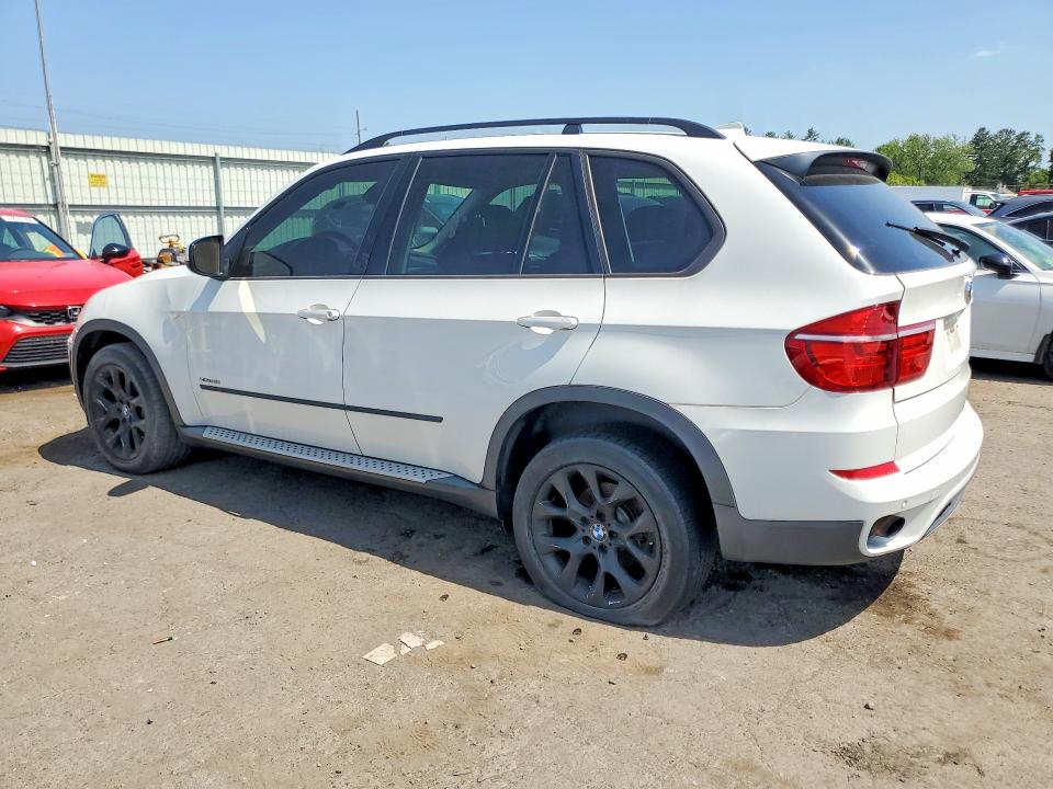 2011 BMW X5 VIN 5UXZV4C56BLL58081 COPART salvage auction — MECHANICAL, Pa - Cert Of Title, sold $400 on 2026-07-14 (photo 2)