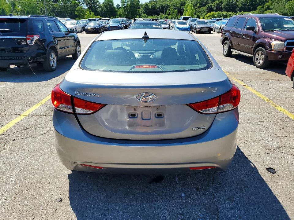 2013 Hyundai Elantra VIN KMHDH4AE9DU564624 COPART salvage auction — MINOR DENT/SCRATCHES, KY - CERT OF TITLE-SALVAGE (P), sold $125 on 2026-07-30 (photo 6)