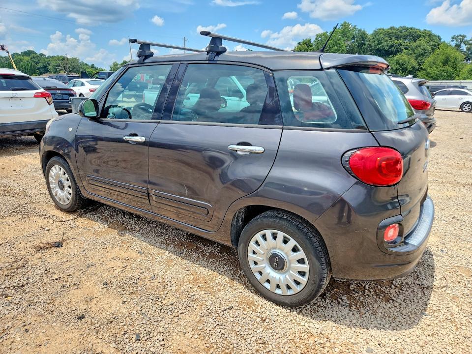 2015 Fiat 500 VIN ZFBCFAAH5FZ030611 COPART salvage auction — MINOR DENT/SCRATCHES, Wi - Certificate Of Title, sold $275 on 2026-07-28 (photo 2)