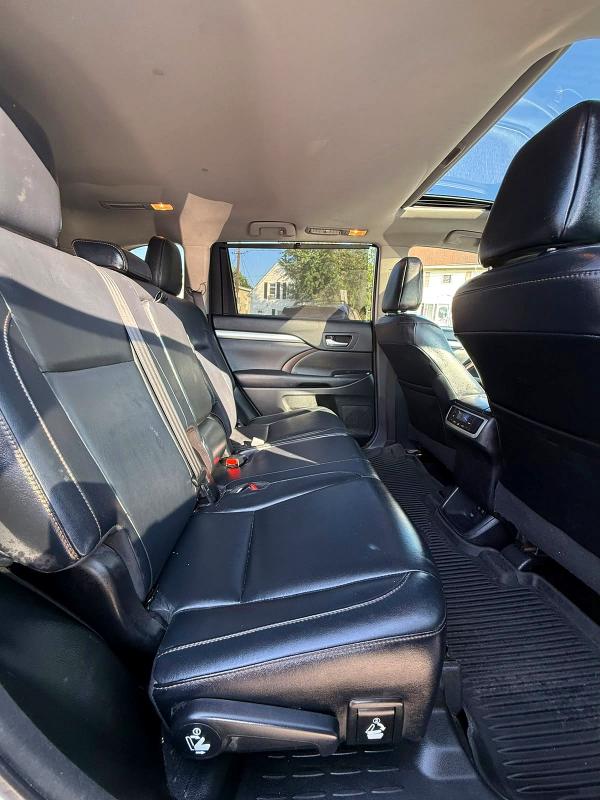 2017 Toyota Highlander VIN 5TDJZRFH6HS474409 COPART salvage auction — MINOR DENT/SCRATCHES, Ct - Certificate Of Title (P), sold $10,800 on 2026-07-22 (photo 6)