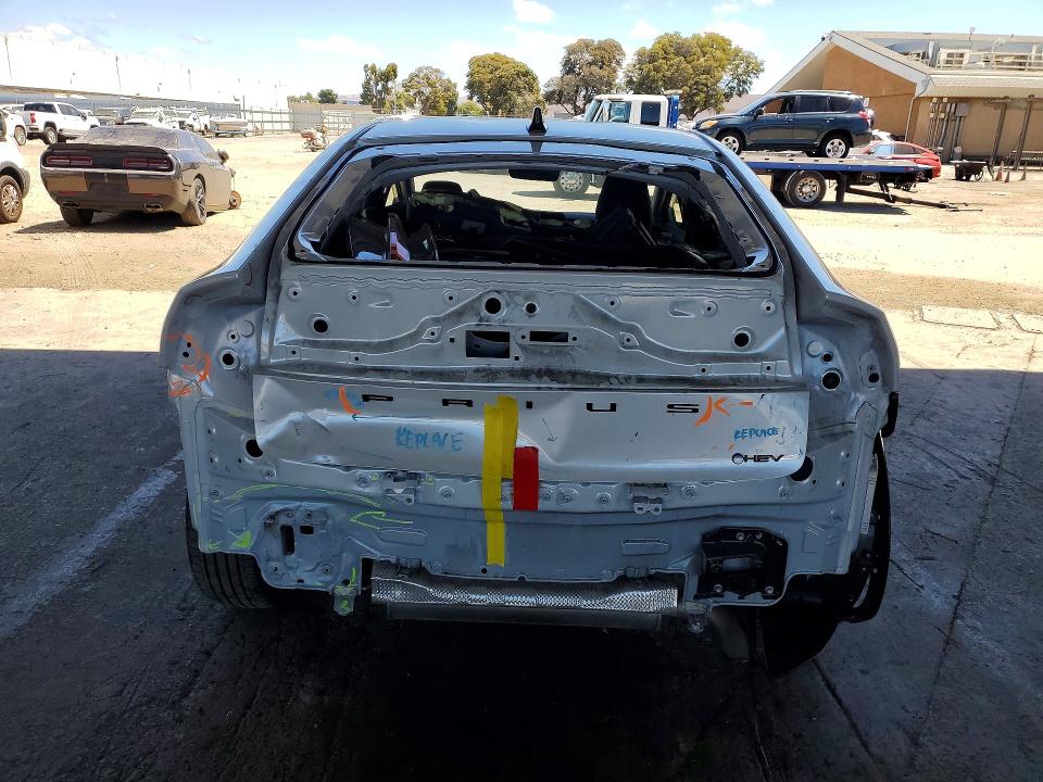 2025 Toyota Prius VIN JTDACAAU6S3053709 COPART salvage auction — REAR END, CA - SALVAGE CERTIFICATE, sold $13,200 on 2026-08-20 (photo 6)