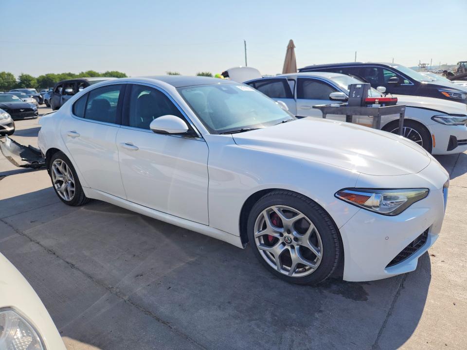 2021 Alfa romeo Giulia VIN ZARFAMBN1M7644438 COPART salvage auction — REAR END, Tx - Salvage Vehicle Title, sold $6,500 on 2026-08-24 (photo 4)
