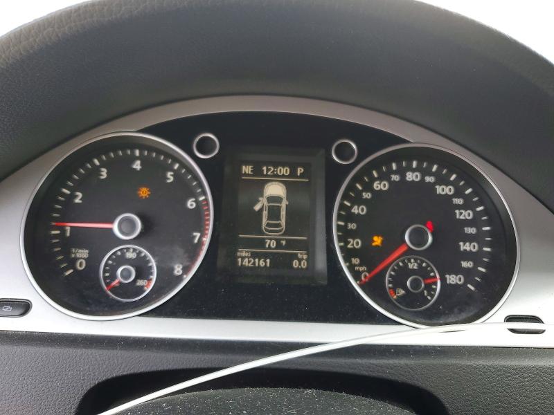 2011 Volkswagen Passat cc VIN WVWMN7AN7BE728734 COPART salvage auction — MINOR DENT/SCRATCHES, FL - DIS/DLR/EXP ONLY CLEAN TITLE, sold $250 on 2026-07-28 (photo 9)