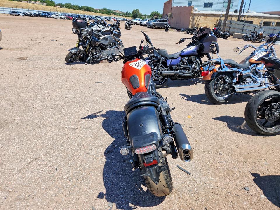 2025 Honda Cm VIN JH2SC87M7SK000163 COPART salvage auction — SIDE, CO - SALVAGE TITLE, sold $4,600 on 2026-08-01 (photo 4)