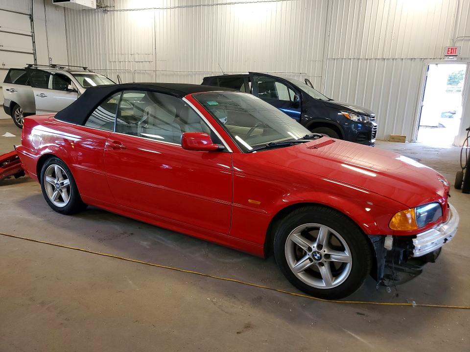 2002 BMW 3 series VIN WBABS334X2PG86853 COPART salvage auction — FRONT END, MN - CERT OF TITLE-PRIOR SALVAGE, sold $2,200 on 2026-08-06 (photo 4)