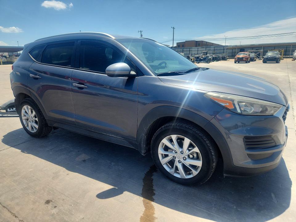 2019 Hyundai Tucson VIN KM8J33A45KU062600 COPART salvage auction — REAR END, Tx - Salvage Vehicle Title, sold $950 on 2026-07-23 (photo 4)