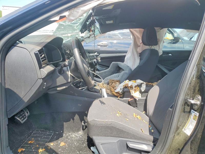 2025 Volkswagen Jetta VIN 3VWBX7BU1SM077566 COPART salvage auction — ROLLOVER, Fl - Parts Only, sold $2,600 on 2026-07-27 (photo 7)