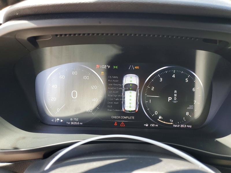 2019 Volvo Xc40 VIN YV4162XZ8K2014946 COPART salvage auction — WATER/FLOOD, Tx - Salvage Title-Flood Damage, sold $4,000 on 2026-07-28 (photo 9)
