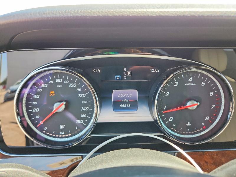 2017 Mercedes-benz E-klasse VIN WDDZF4KB4HA019819 COPART salvage auction — FRONT END, Va - Cert Of Title - Salvage, sold $8,500 on 2026-08-19 (photo 9)