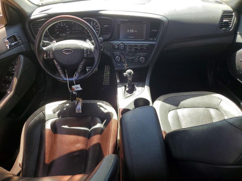 2011 Kia Optima VIN KNAGR4A66B5132228 COPART salvage auction — MINOR DENT/SCRATCHES, CA - DIS/DLR/EXP ONLY CLEAN TITLE, sold $550 on 2026-07-20 (photo 8)