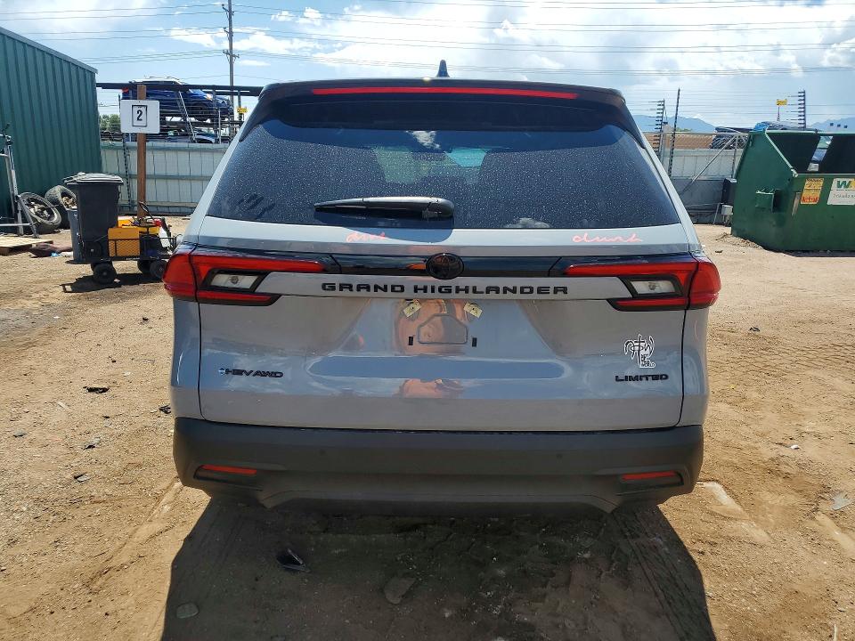 2026 Toyota Highlander VIN 5TDACAB55TS080617 COPART salvage auction — FRONT END, Salvage Title, sold $4,750 on 2026-07-27 (photo 6)