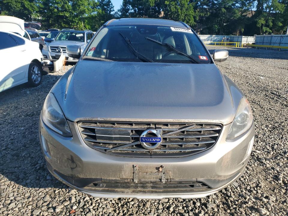2016 Volvo Xc60 VIN YV4612RM6G2824640 COPART salvage auction — MINOR DENT/SCRATCHES, Oh - Certificate Of Title, sold $425 on 2026-08-13 (photo 5)