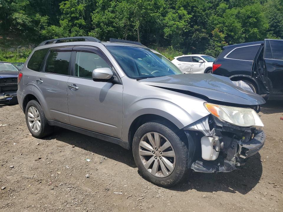 2011 Subaru Forester VIN JF2SHADC8BH764910 COPART salvage auction — FRONT END, NY - MV-907A SALVAGE CERTIFICATE, sold $475 on 2026-07-23 (photo 4)