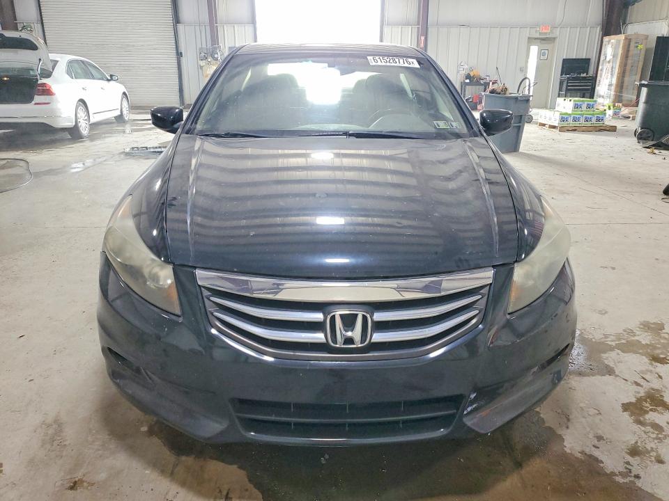 2012 Honda Accord VIN 1HGCP3F85CA025953 COPART salvage auction — NORMAL WEAR, PA - CERT OF TITLE, sold $825 on 2026-08-02 (photo 5)