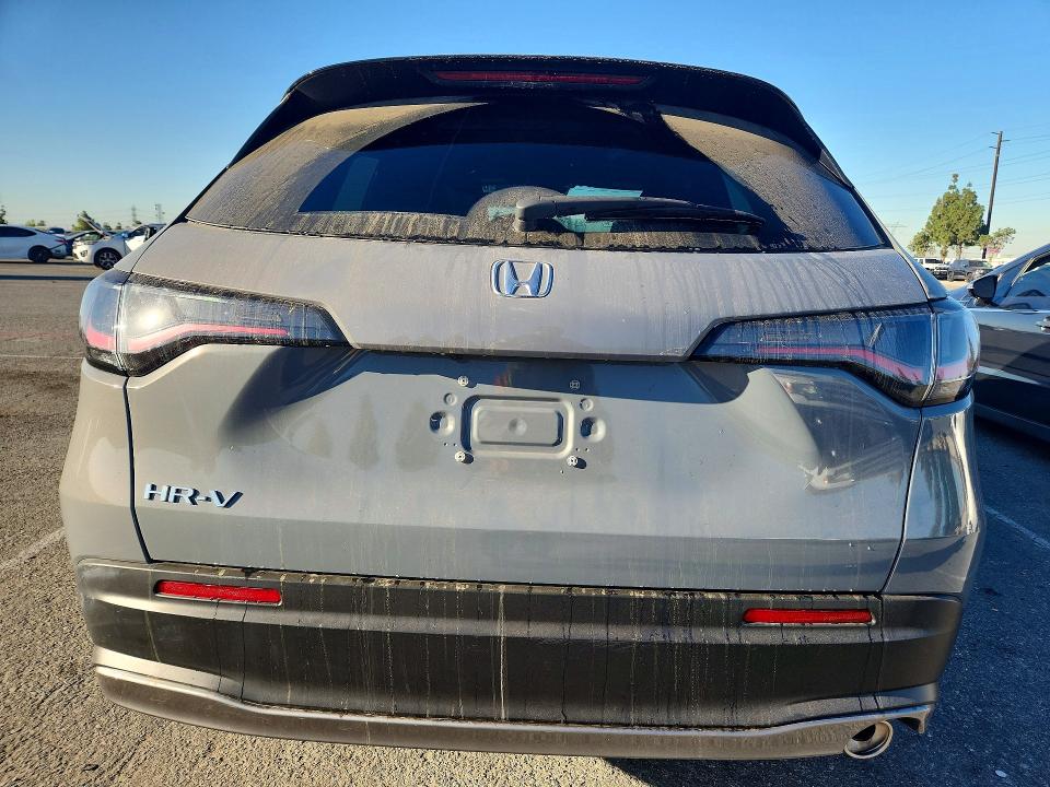 2024 Honda Hr-v VIN 3CZRZ2H5XRM786032 COPART salvage auction — MINOR DENT/SCRATCHES, PA - CERTIFICATE OF SALVAGE (P), sold $8,000 on 2026-07-30 (photo 6)