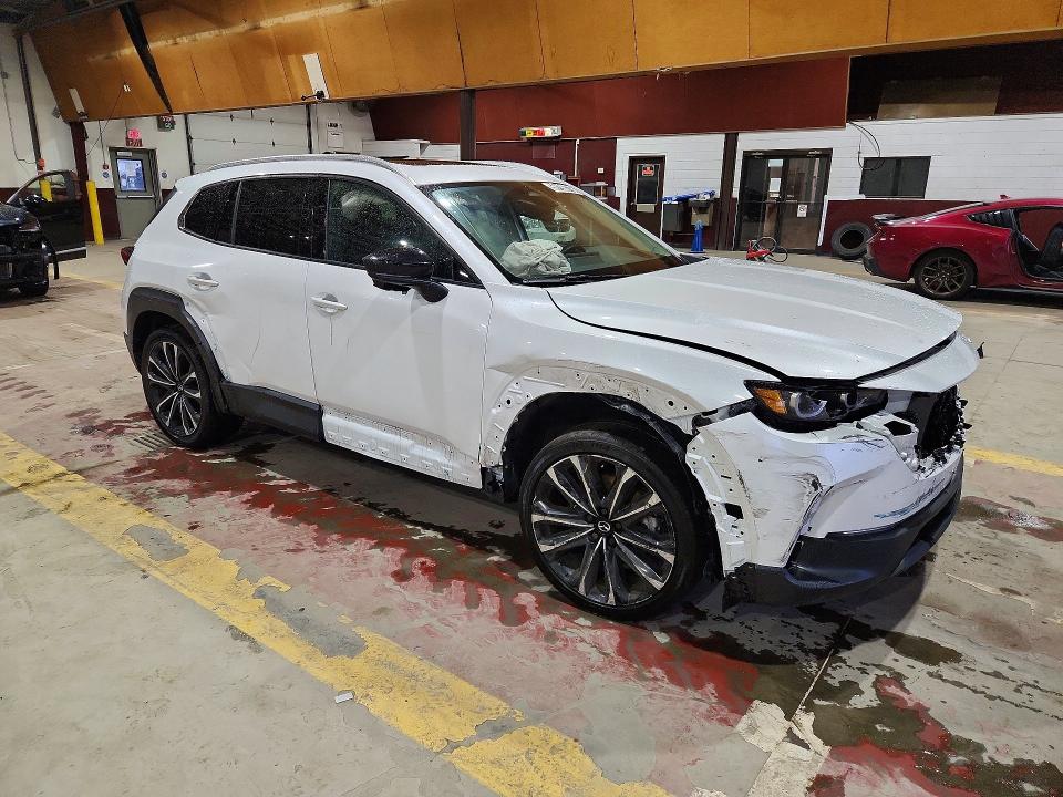 2025 Mazda Cx-50 VIN 7MMVABEMXSN394137 COPART salvage auction — FRONT END, NY - CERTIFICATE OF TITLE, sold $9,900 on 2026-07-28 (photo 4)
