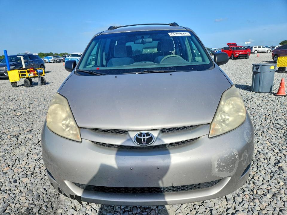 2009 Toyota Sienna VIN 5TDZK23C99S288999 COPART salvage auction — MECHANICAL, Fl - Certificate Of Title, sold $400 on 2026-07-31 (photo 5)