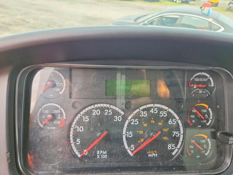 2016 Frht - freightliner VIN 1FVACWDT8GHHP4177 COPART salvage auction — SIDE, NE - CERT OF TITLE-SALVAGE, sold $5,300 on 2026-08-26 (photo 9)