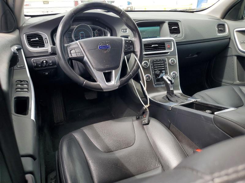 2016 Volvo V60 VIN YV140MEK9G1288523 COPART salvage auction — SIDE, AZ - CERT OF TITLE - SALVAGE, sold $2,700 on 2026-07-24 (photo 8)