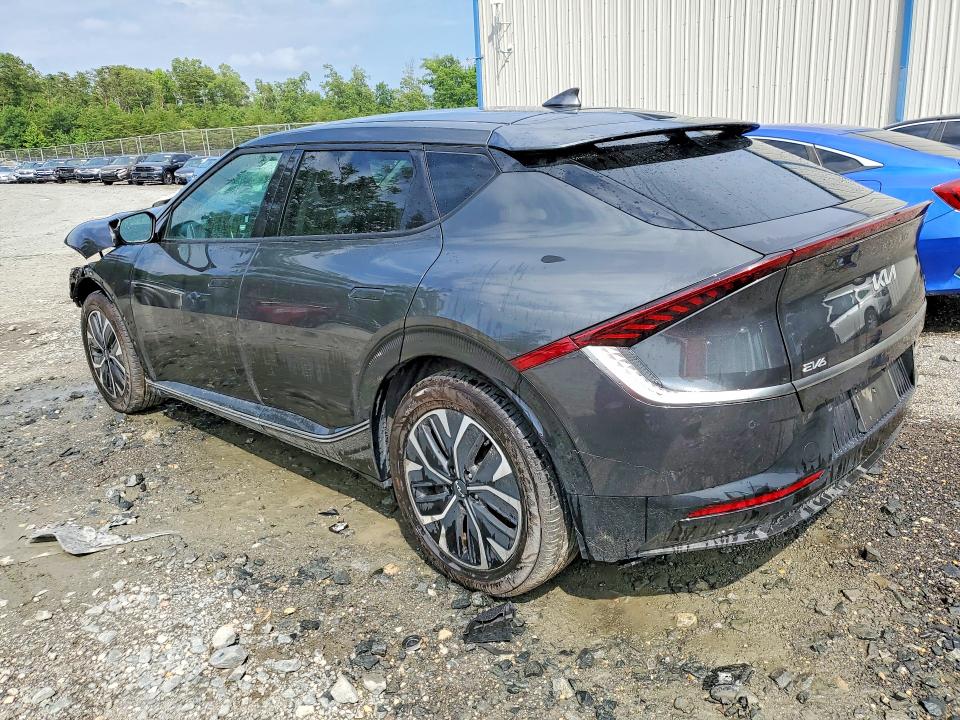 2023 Kia Ev6 VIN KNDC34LA2P5602735 COPART salvage auction — FRONT END, VA - CERT OF TITLE - SALVAGE, sold $3,100 on 2026-07-29 (photo 2)