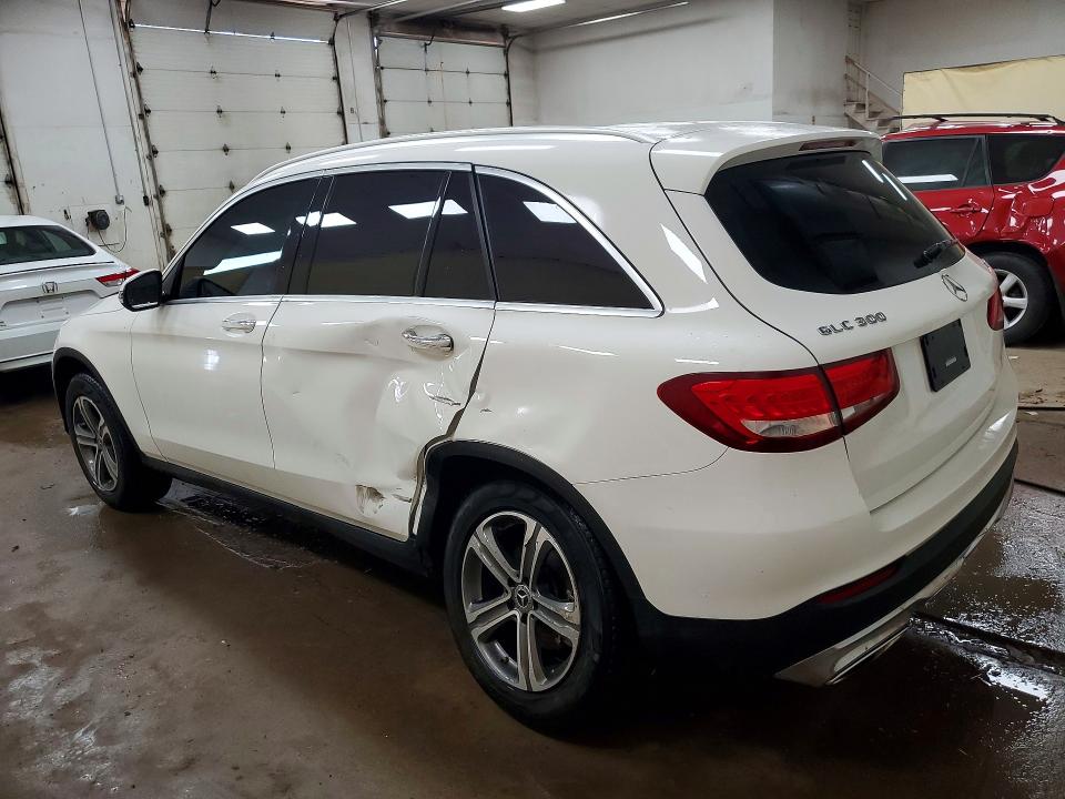 2018 Mercedes-benz Glc VIN WDC0G4KB0JV075295 COPART salvage auction — SIDE, Tx - Certificate Of Title, sold $1,600 on 2026-08-19 (photo 2)
