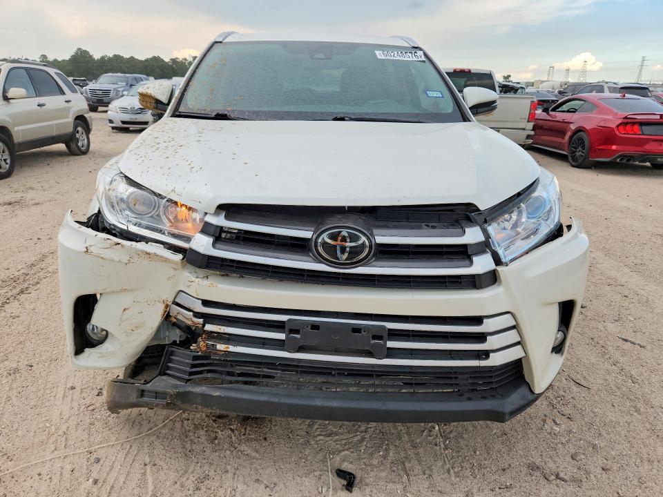 2018 Toyota Highlander VIN 5TDKZRFH0JS531438 COPART salvage auction — FRONT END, Tx - Salvage Vehicle Title, sold $10,700 on 2026-07-14 (photo 5)